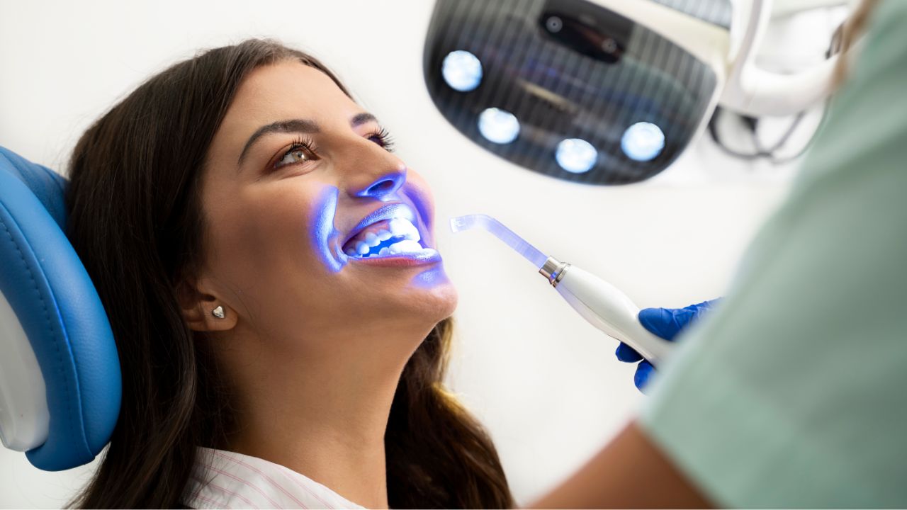 Teeth Whitening in Dubai